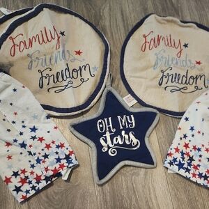 Patriotic Kitchen Towel Set with Star Pot Holder
